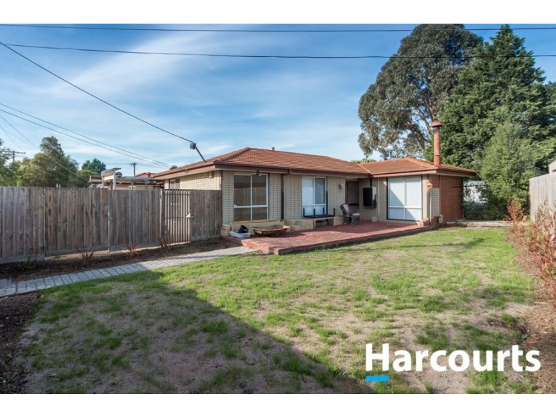 40 Valepark Crescent, Cranbourne VIC 3977
