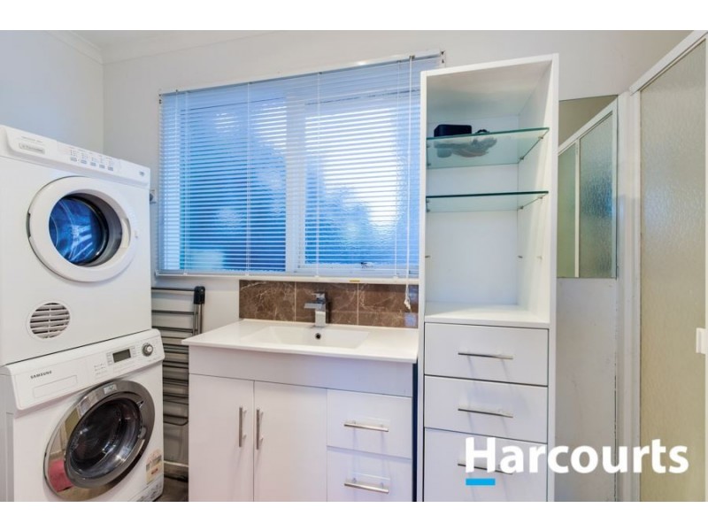 40 Valepark Crescent, Cranbourne VIC 3977