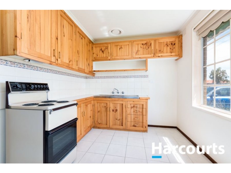 8/12 Fairfield Street, Cranbourne VIC 3977