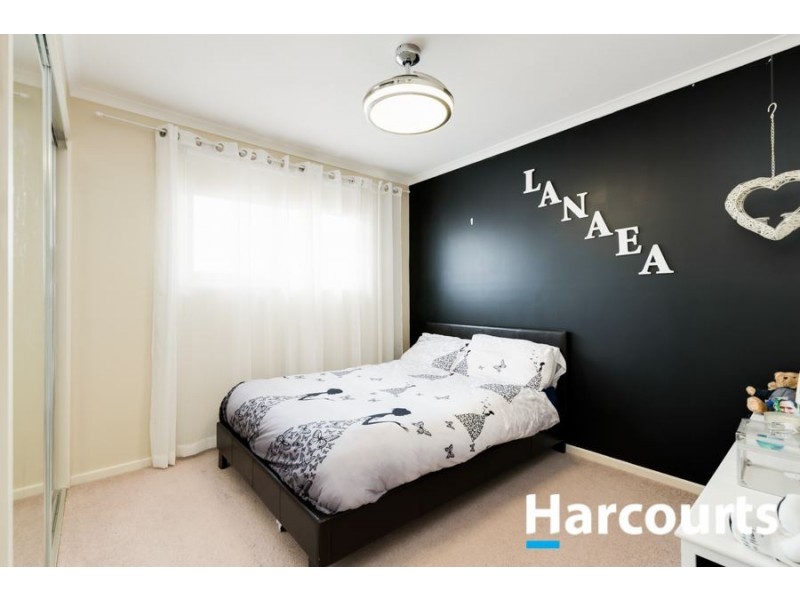 4 Fenfield Street, Cranbourne VIC 3977