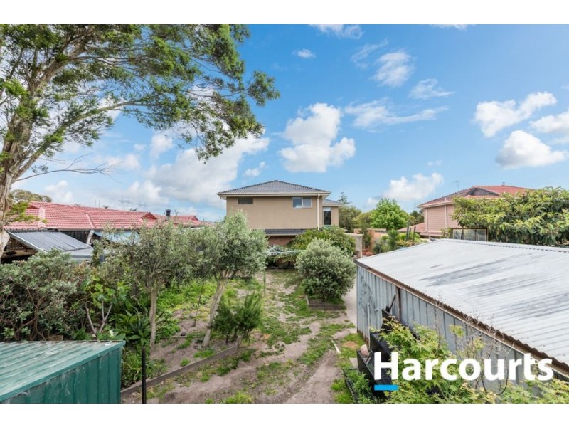 4 Fenfield Street, Cranbourne VIC 3977