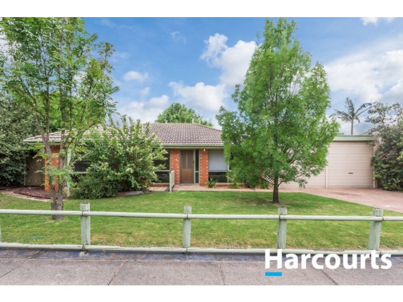 62 Huon Park Road, Cranbourne North VIC 3977