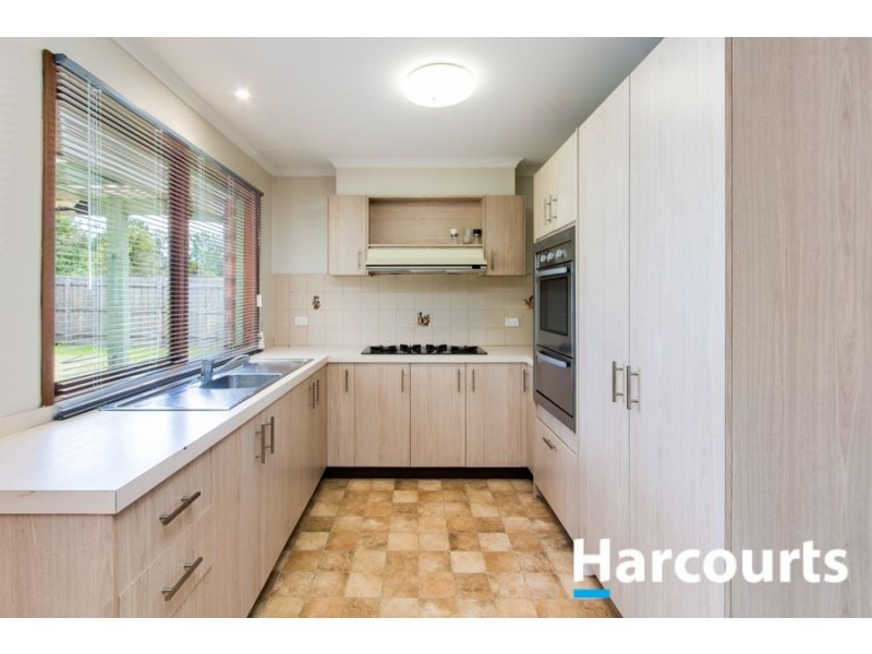 62 Huon Park Road, Cranbourne North VIC 3977
