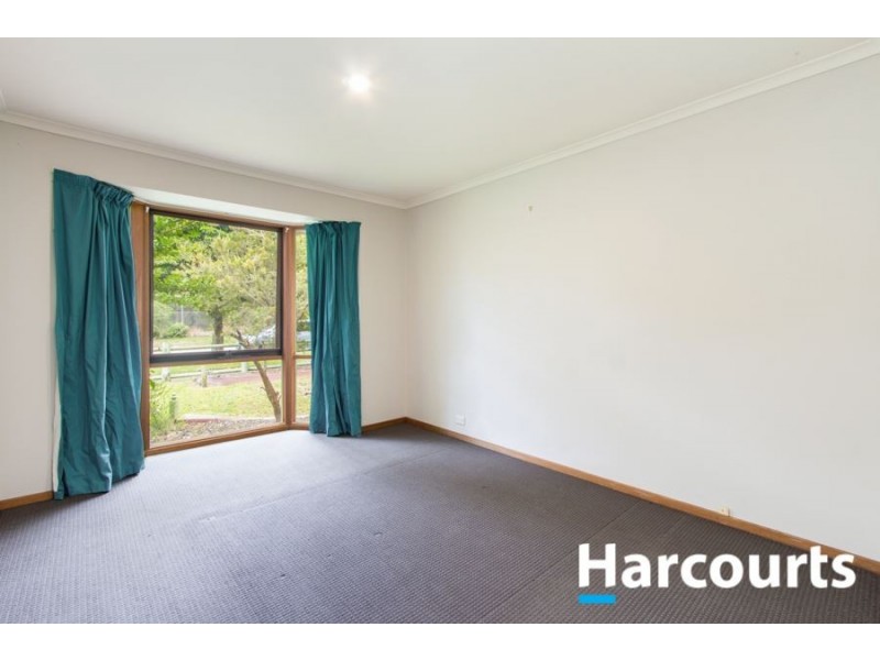 62 Huon Park Road, Cranbourne North VIC 3977