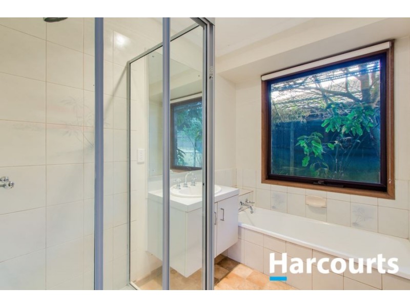 62 Huon Park Road, Cranbourne North VIC 3977