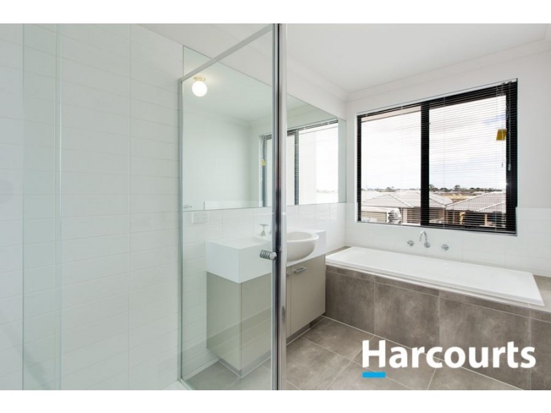 7 Portrait Place, Clyde North VIC 3978