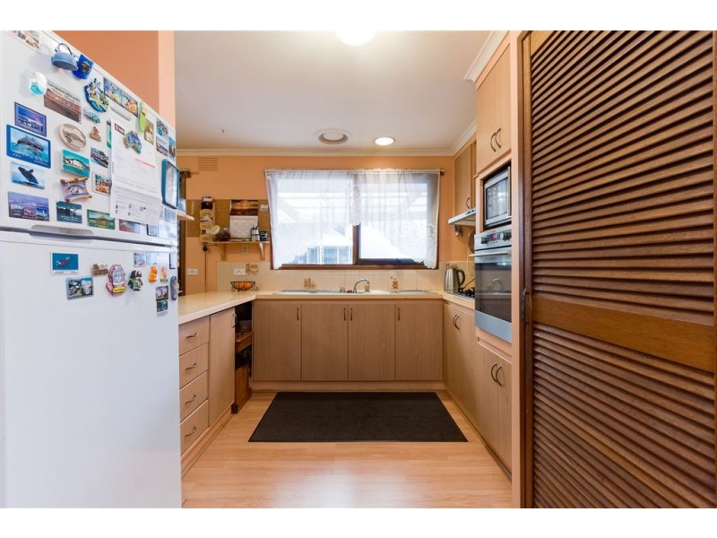 8 Phillip Court, Cranbourne VIC 3977