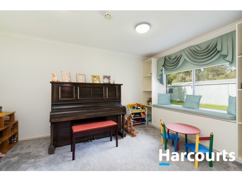 21 Facey Road, Devon Meadows VIC 3977