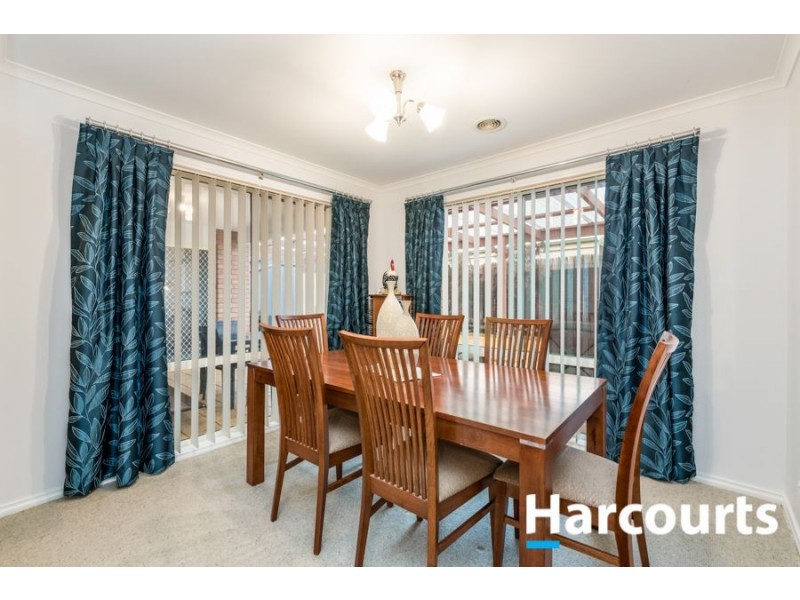 7 Cranberry Place, Cranbourne VIC 3977