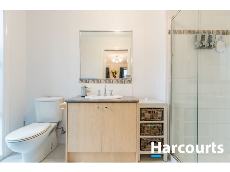 7 Cranberry Place, Cranbourne VIC 3977