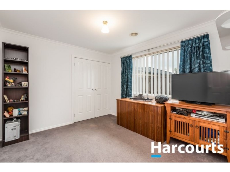 7 Cranberry Place, Cranbourne VIC 3977