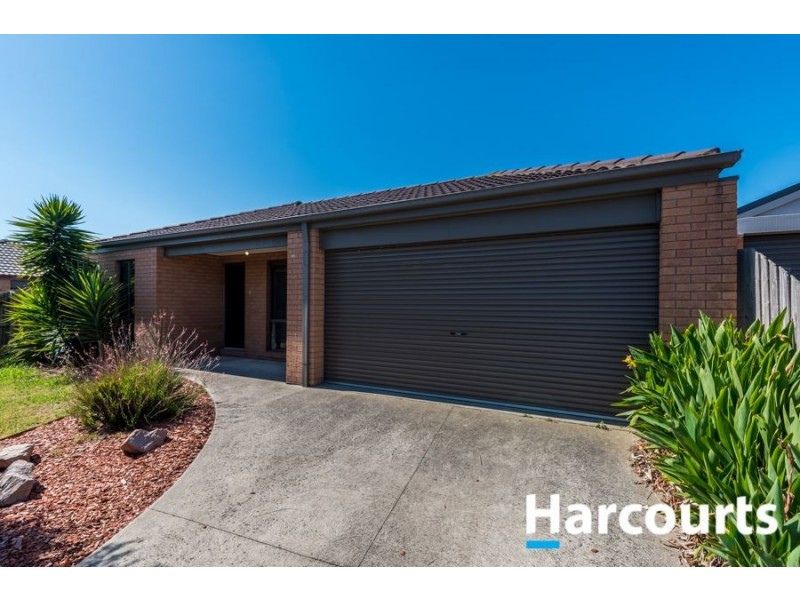 45 Taplan Crescent, Cranbourne West VIC 3977