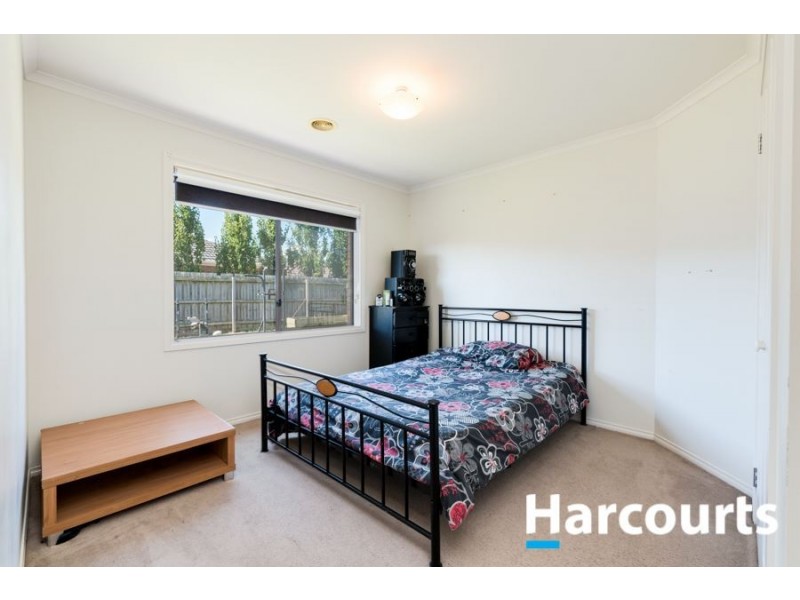45 Taplan Crescent, Cranbourne West VIC 3977