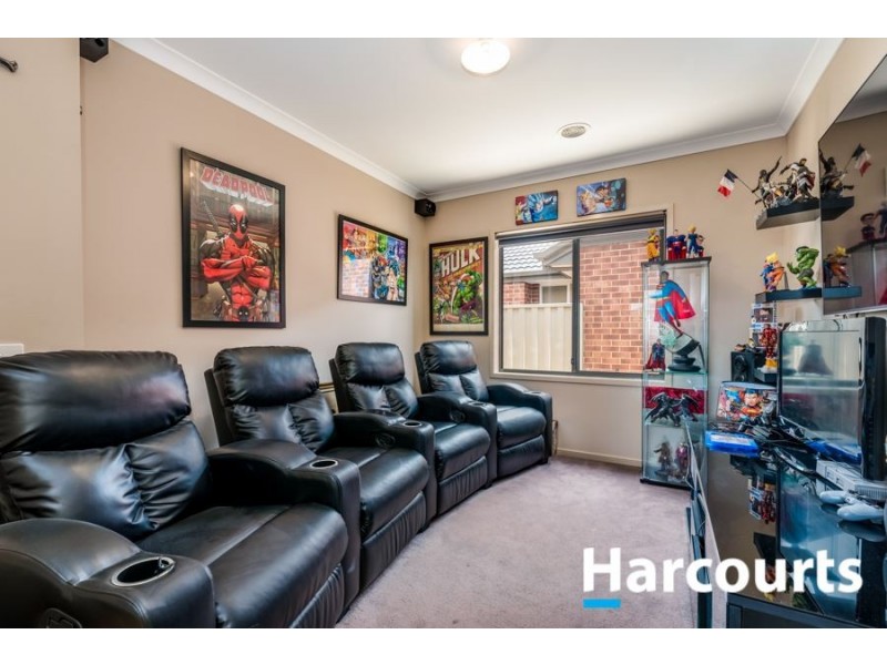 18 Cortula Road, Cranbourne East VIC 3977