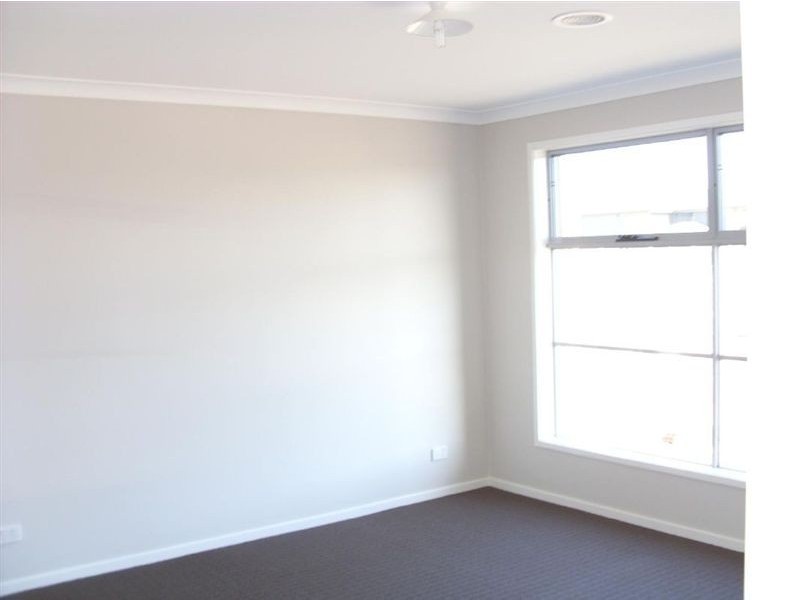 3 Benbrook Place, Lyndhurst VIC 3975