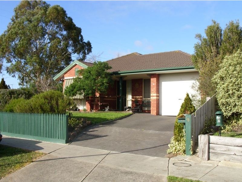 38 Scarborough Avenue, Cranbourne VIC 3977