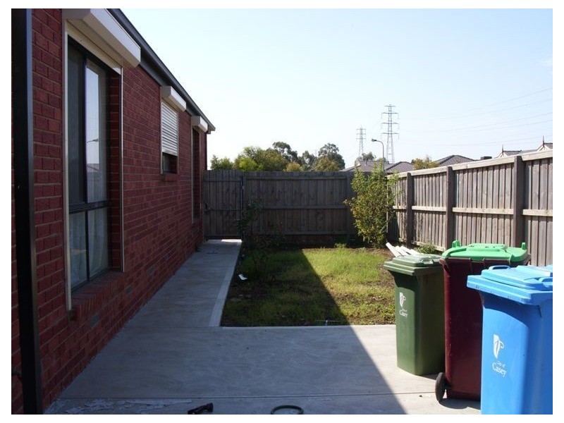 14 Fishburn Place, Cranbourne West VIC 3977
