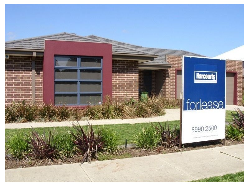 5 Harpenden Terrace, Cranbourne VIC 3977