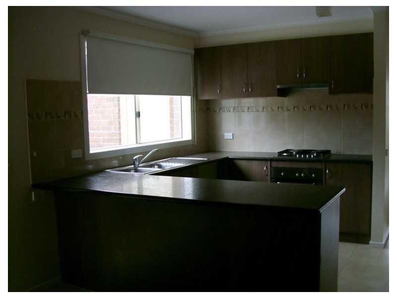 5 Fiscus Court, Cranbourne VIC 3977