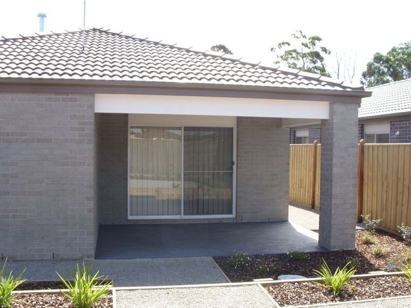 19 Ogle Way, Cranbourne North VIC 3977