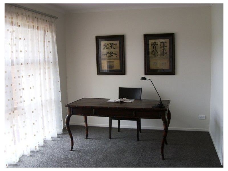 1 Botanic Ridge Boulevard, Cranbourne South VIC 3977