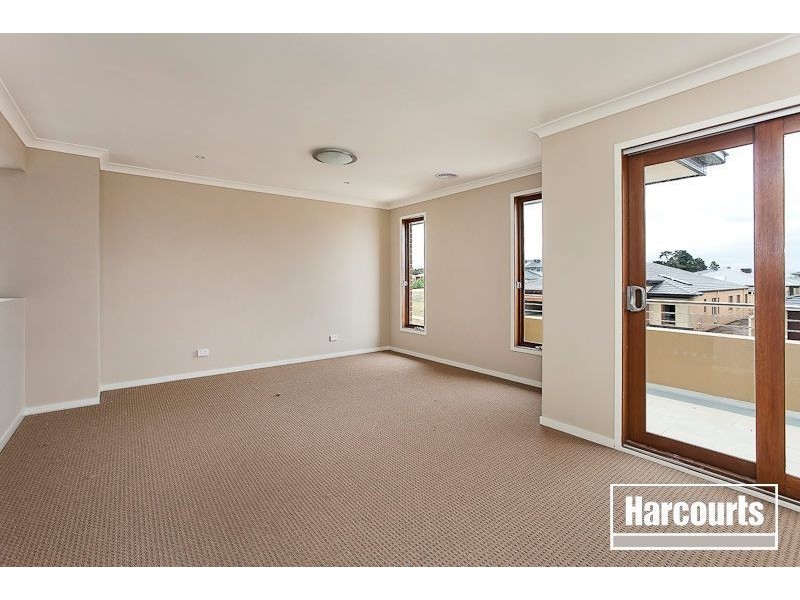 lot 1009 Nature Circuit, Cranbourne North VIC 3977