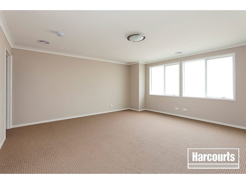 lot 1009 Nature Circuit, Cranbourne North VIC 3977