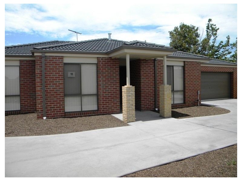 11/11-13 Elizabeth Street, Cranbourne VIC 3977