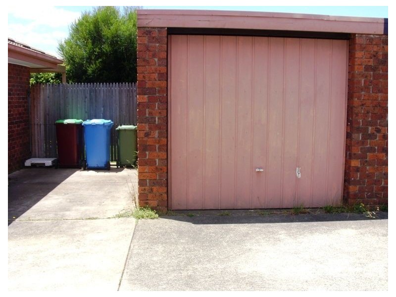 2/117 Clarendon Street, Cranbourne VIC 3977