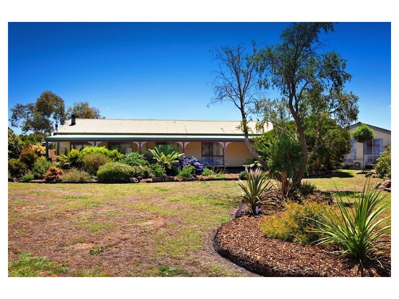 43 Bayview Road, Tooradin VIC 3980