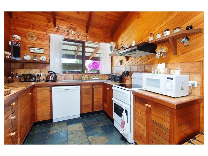 43 Bayview Road, Tooradin VIC 3980