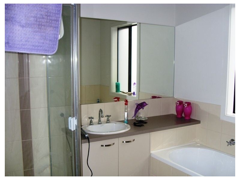 155 Rosebank Drive, Cranbourne North VIC 3977