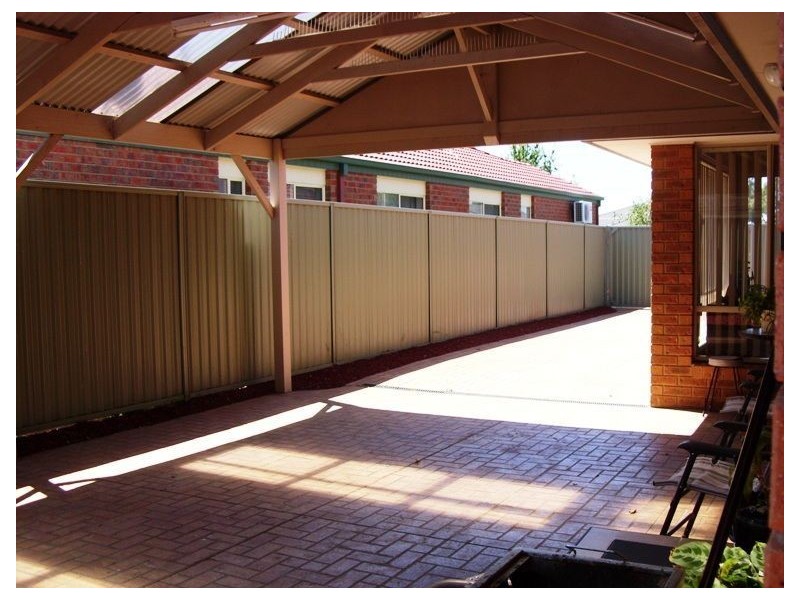 25 Hunt Club Boulevard, Cranbourne East VIC 3977