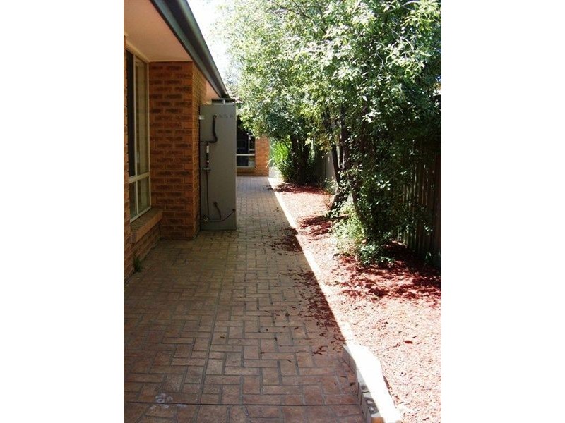 25 Hunt Club Boulevard, Cranbourne East VIC 3977