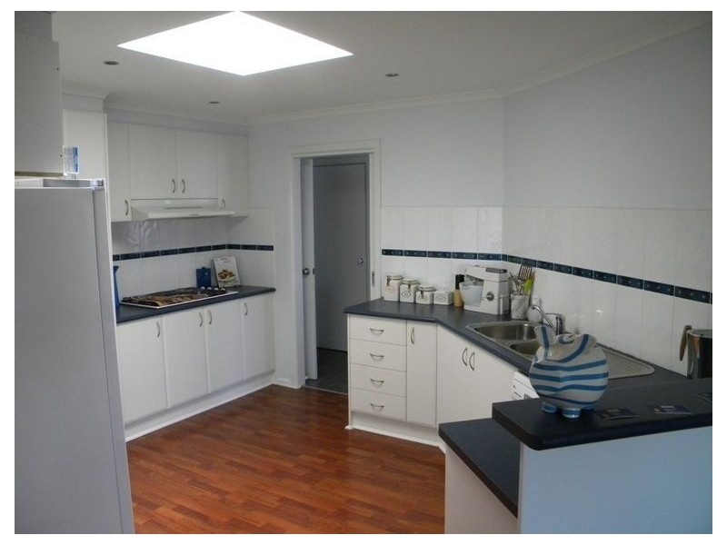 21 Yorkshire Drive, Cranbourne North VIC 3977