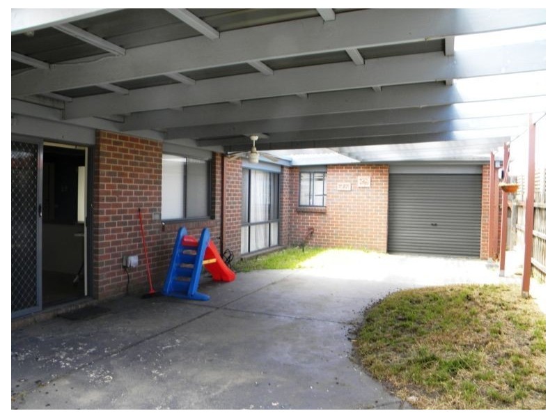 24 Seacombe Place, Cranbourne VIC 3977