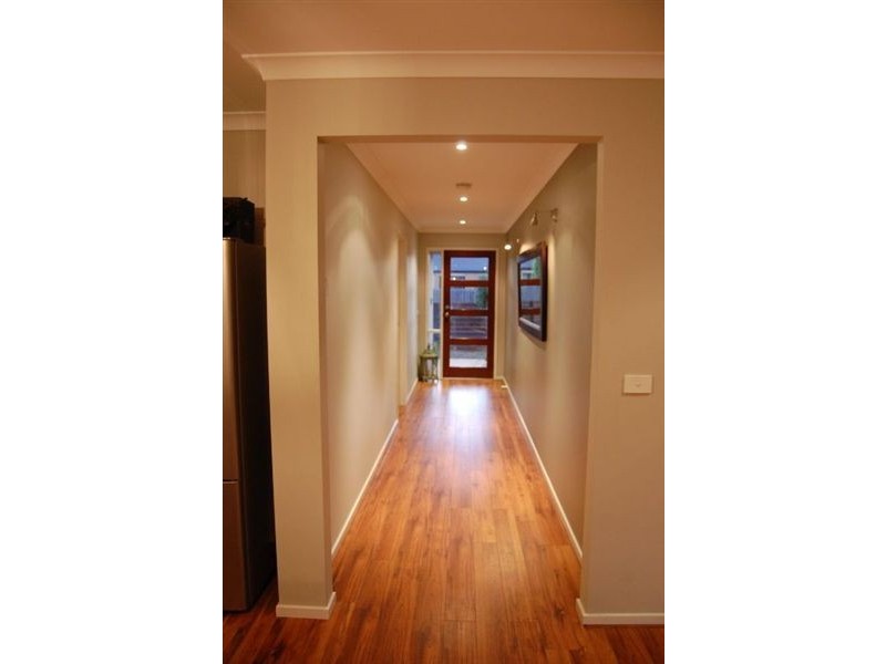 60 Brookland Greens Boulevard, Cranbourne VIC 3977