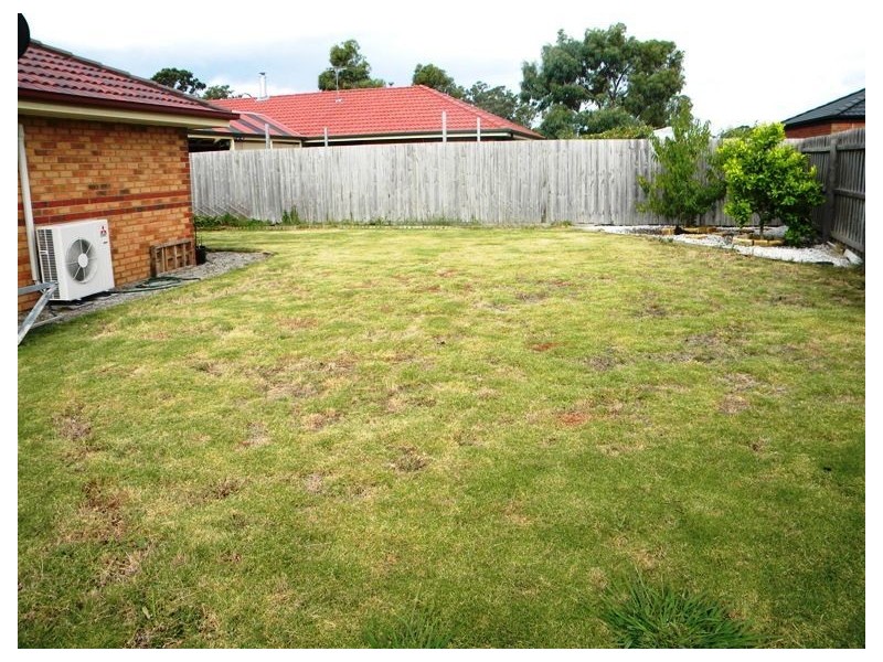 53 Cato Parkway, Lynbrook VIC 3975