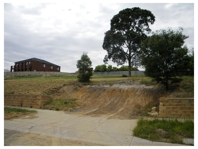 20 Royal Crescent, Beaconsfield VIC 3807