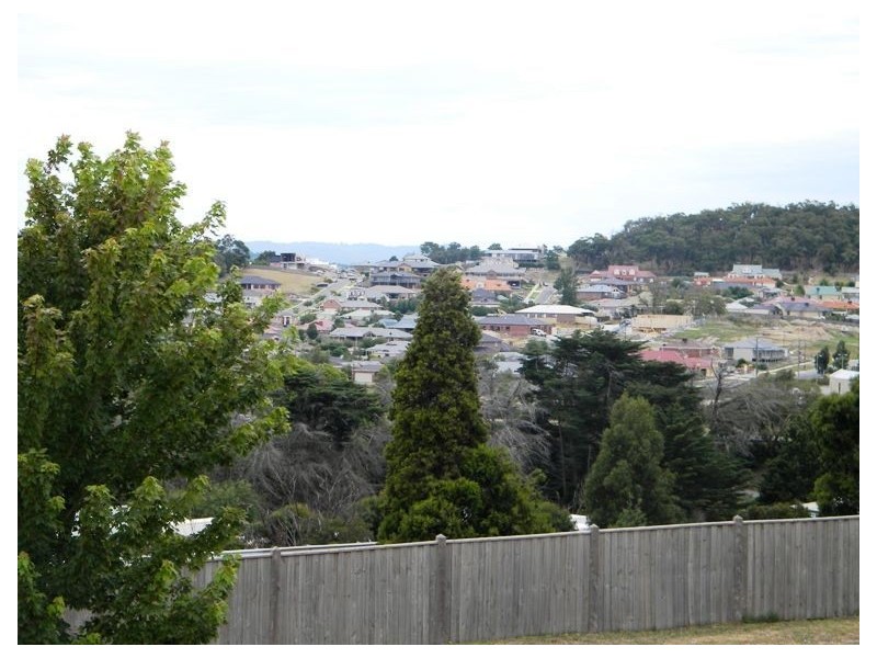 20 Royal Crescent, Beaconsfield VIC 3807