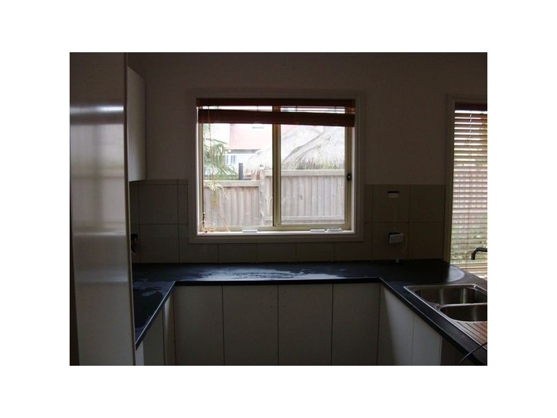 6/42-44 Inglis Road, Berwick VIC 3806