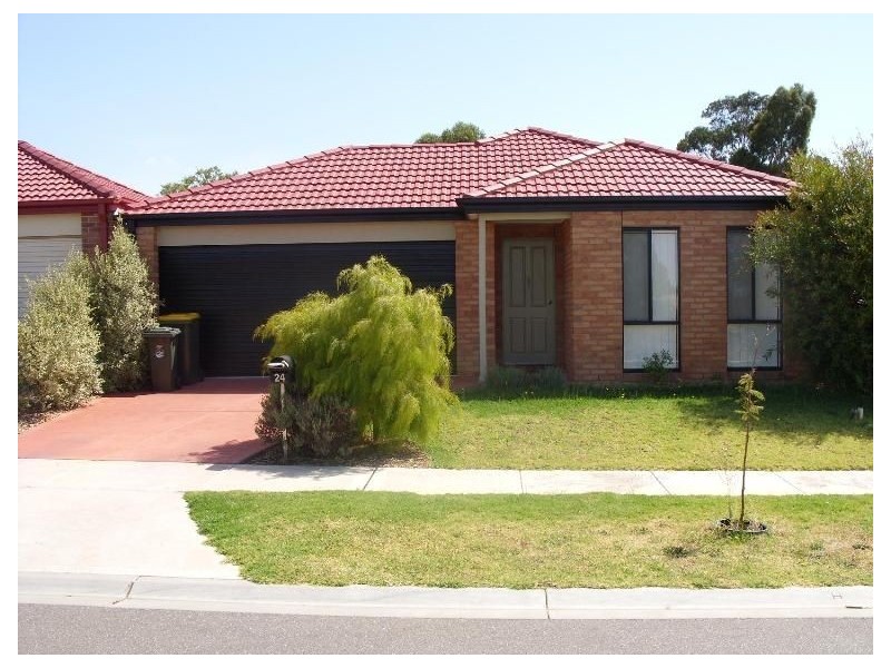 24 Jacaranda Drive, Carrum Downs VIC 3201