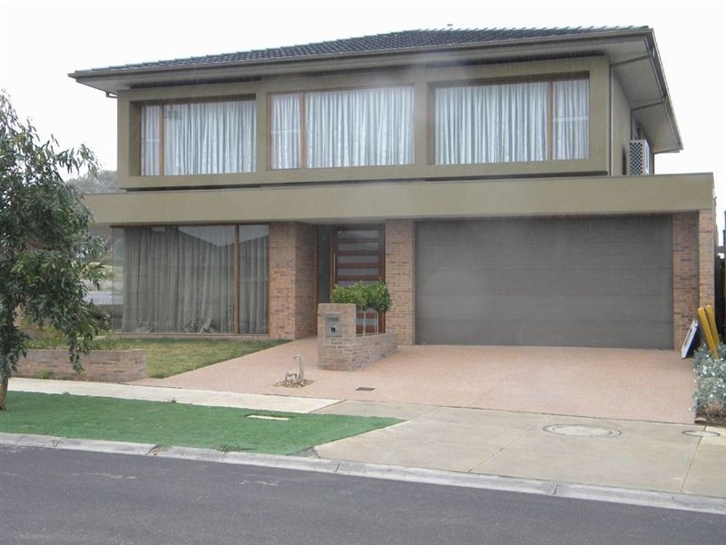 16 Carbine Way, Lyndhurst VIC 3975