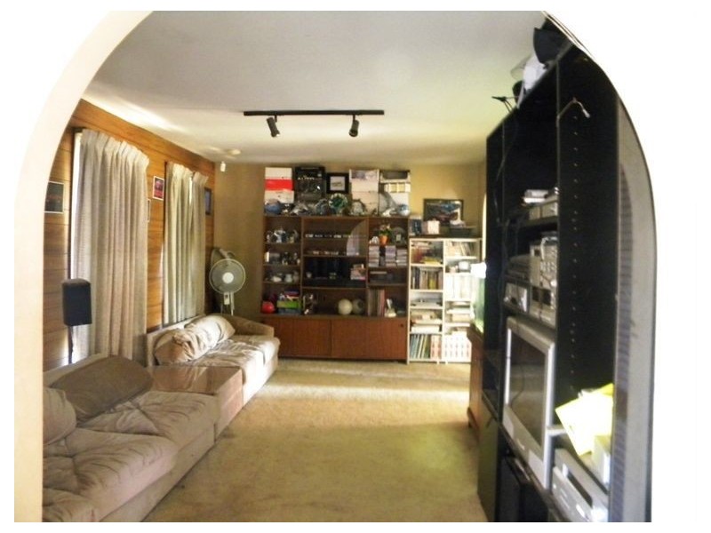 4 Vanessa Drive, Hampton Park VIC 3976