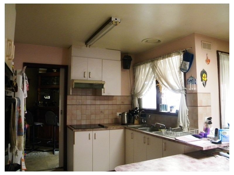 4 Vanessa Drive, Hampton Park VIC 3976