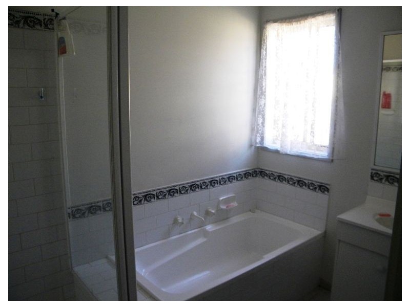 1 Ashton Court, Cranbourne VIC 3977