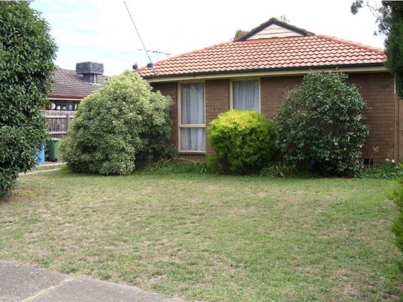 11 Ruffy Drive, Cranbourne VIC 3977