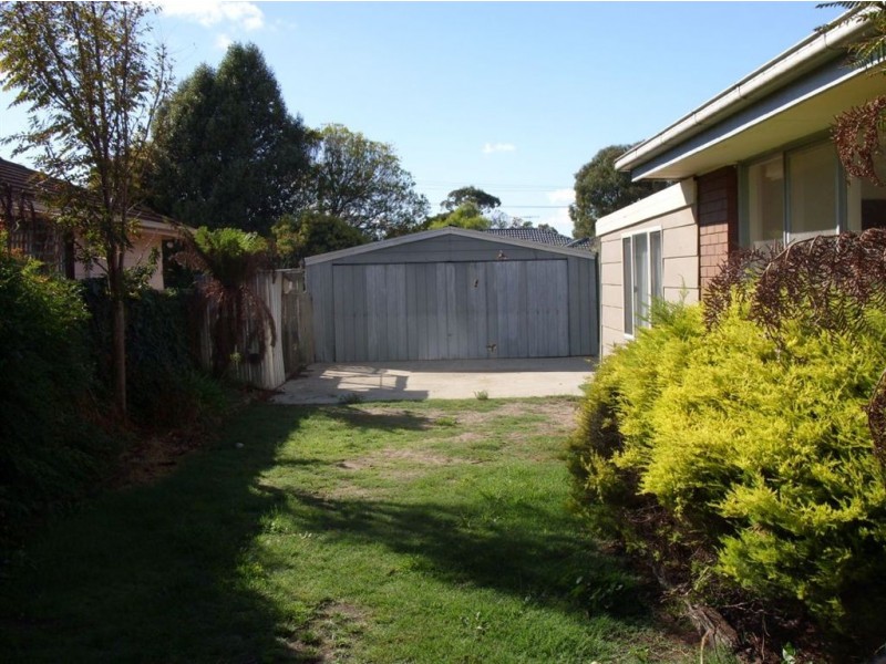 14 Stanley Street, Cranbourne West VIC 3977