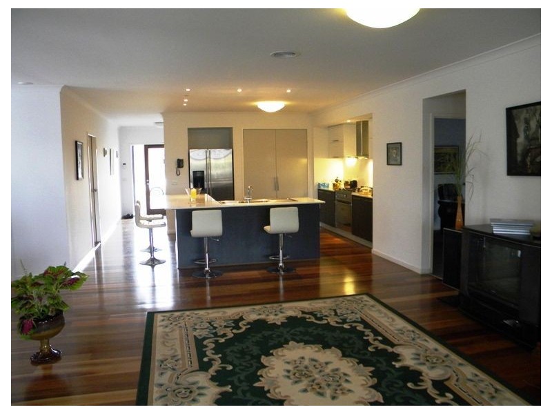 1 Hertford Court, Cranbourne North VIC 3977