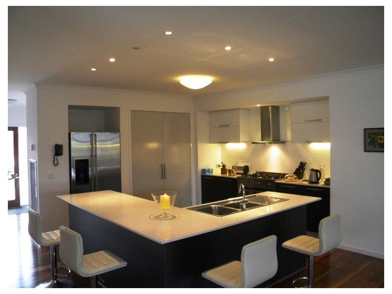 1 Hertford Court, Cranbourne North VIC 3977